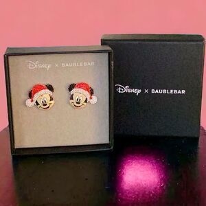 DISNEY BAUBLEBAR NEW MICKEY MOUSE SANTA HELPER EARRINGS PEARLS GLITTER HOLIDAY